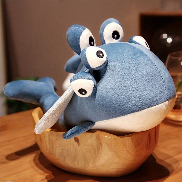 Wholesale Custom Spoof Six-eyed Flying Fish Doll Creativity Gossip Doll Pillow